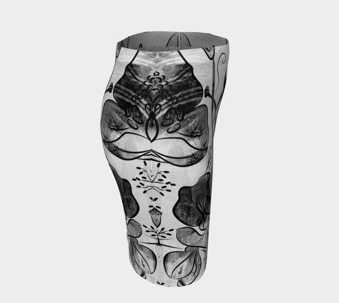 Queen Sweet Pea Fitted Skirt by Deloresart - deloresartcanada