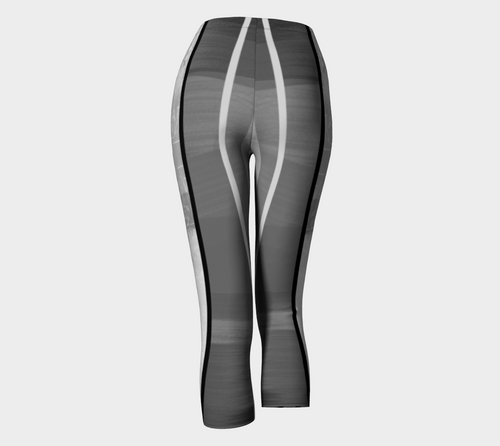 Coaxial Black Capris - deloresartcanada