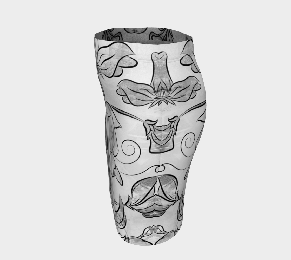 Queen Sweet Pea Fitted Skirt by Deloresart - deloresartcanada