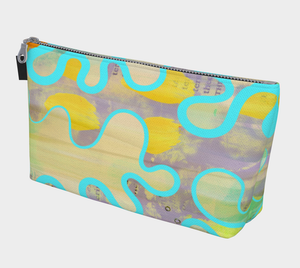 Sassy Serpentine Makeup Bag - deloresartcanada