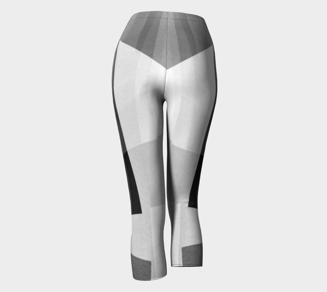 Razor Sharp Black Capris - deloresartcanada